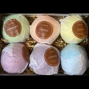 Bath bombs